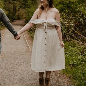 Francesca’s Mi Ami Cream Button-Down Dress